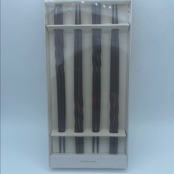 Pier 1 one Imports twisted wood chopsticks 4 pair new - Picture 1 of 7